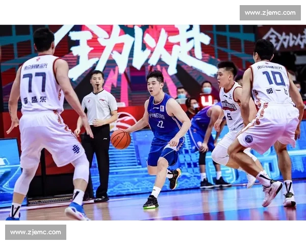 新疆男篮迎战四川男篮全力争胜焦点对决一触即发赛季关键夜主场火拼